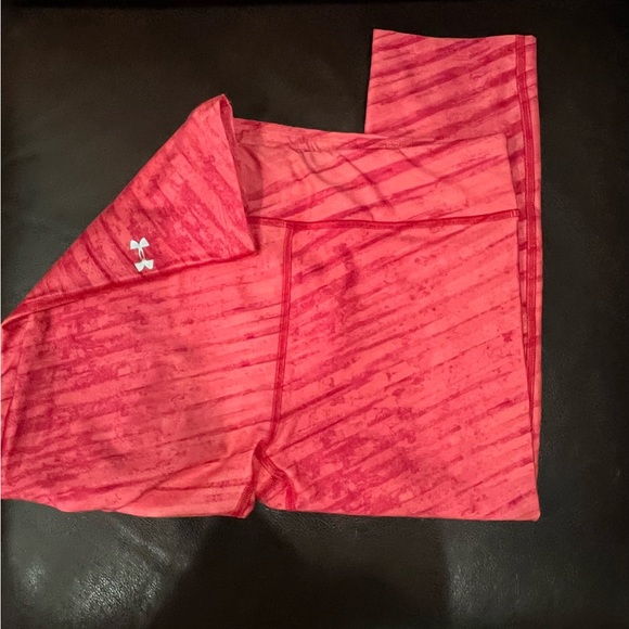 Set of 6 leggings! Some NWT! Reebok and Under Armour! 🇺🇸 are very cute! - Picture 4 of 14